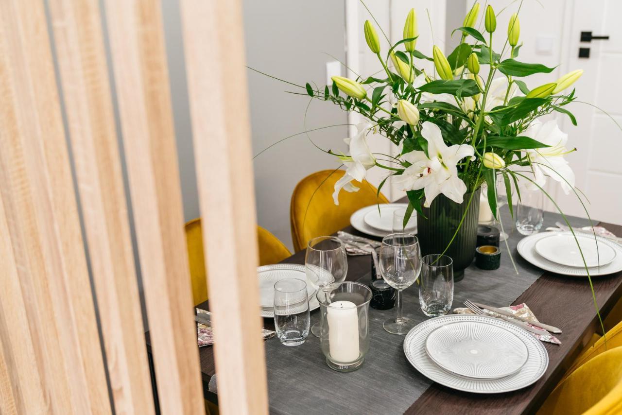 Apartament Orzeszkowa - Loftaffair Kraków Exteriör bild